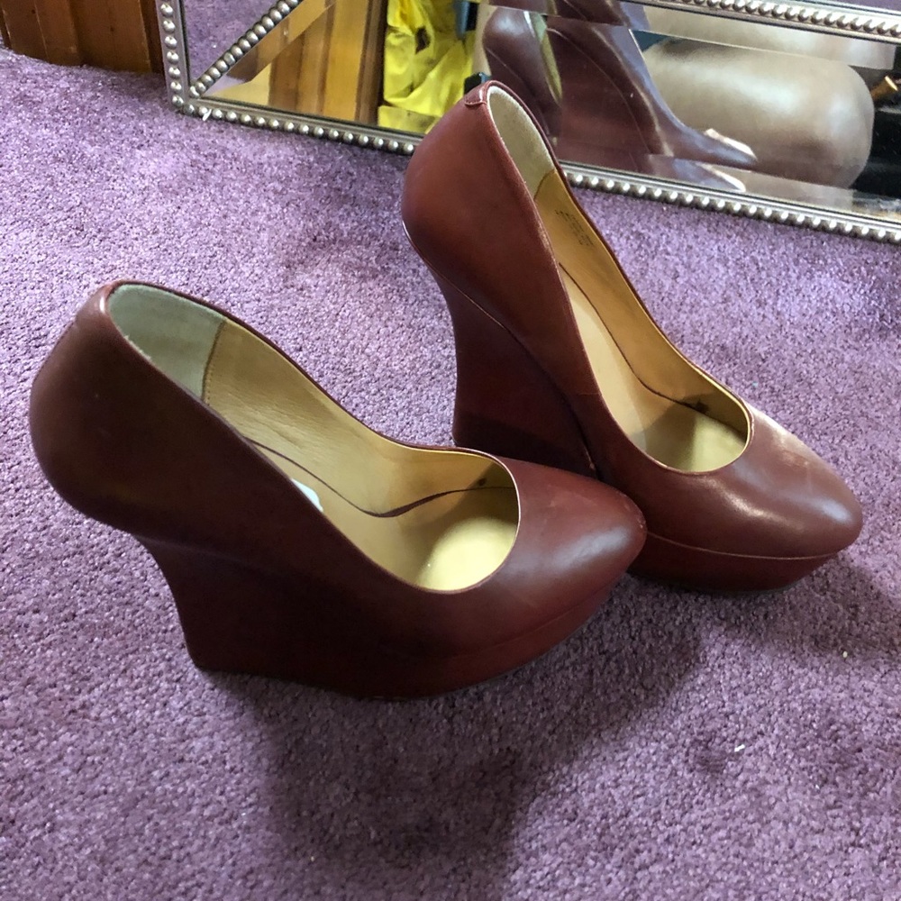 L.A.M.B red leather platform wedges